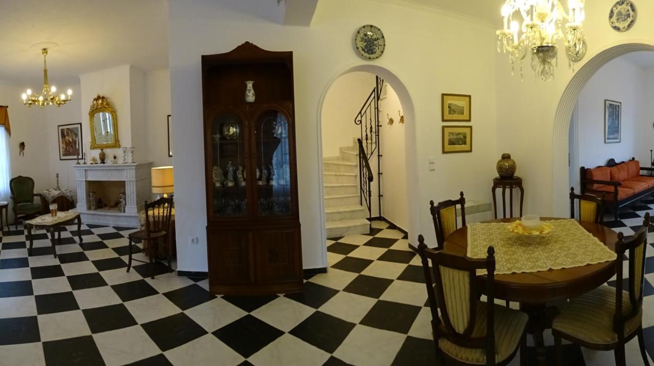 Villa Ada Ýdra Eksteriør bilde