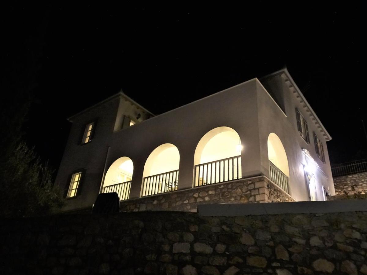 Villa Ada Ýdra Eksteriør bilde